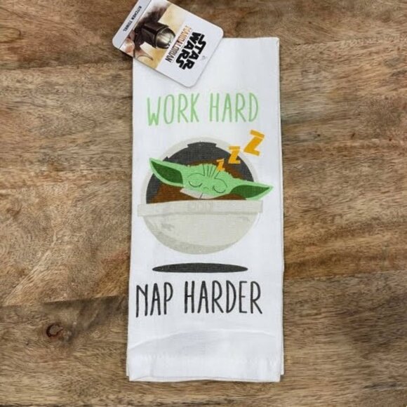 NEW 4Pc The Mandalorian Grogu Kitchen Towels│Oven Mitt│Pot Holder Bundle - Picture 2 of 6